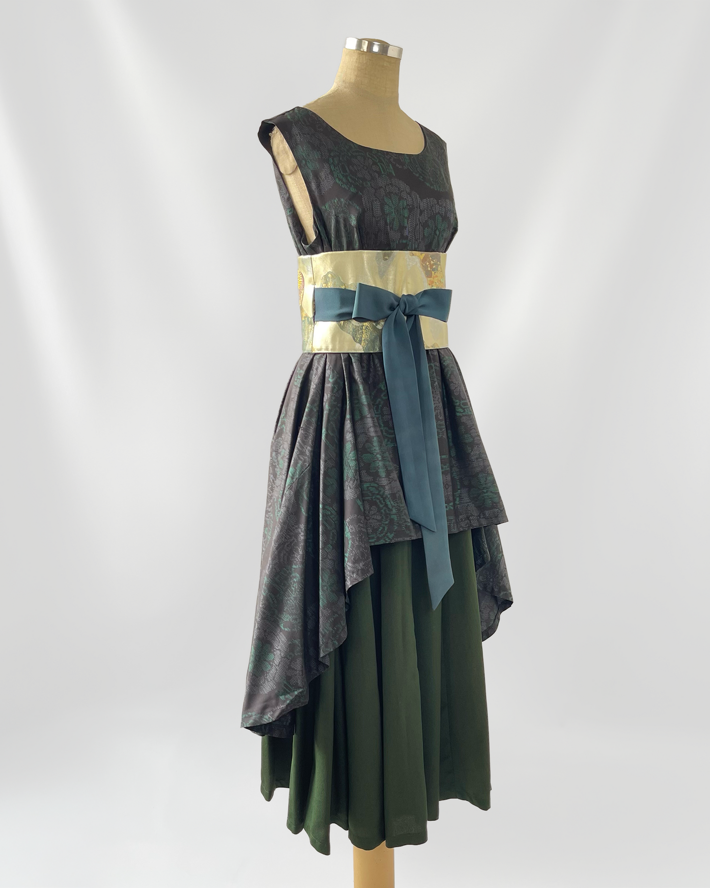 大島紬 二段フレアワンピース グリーン