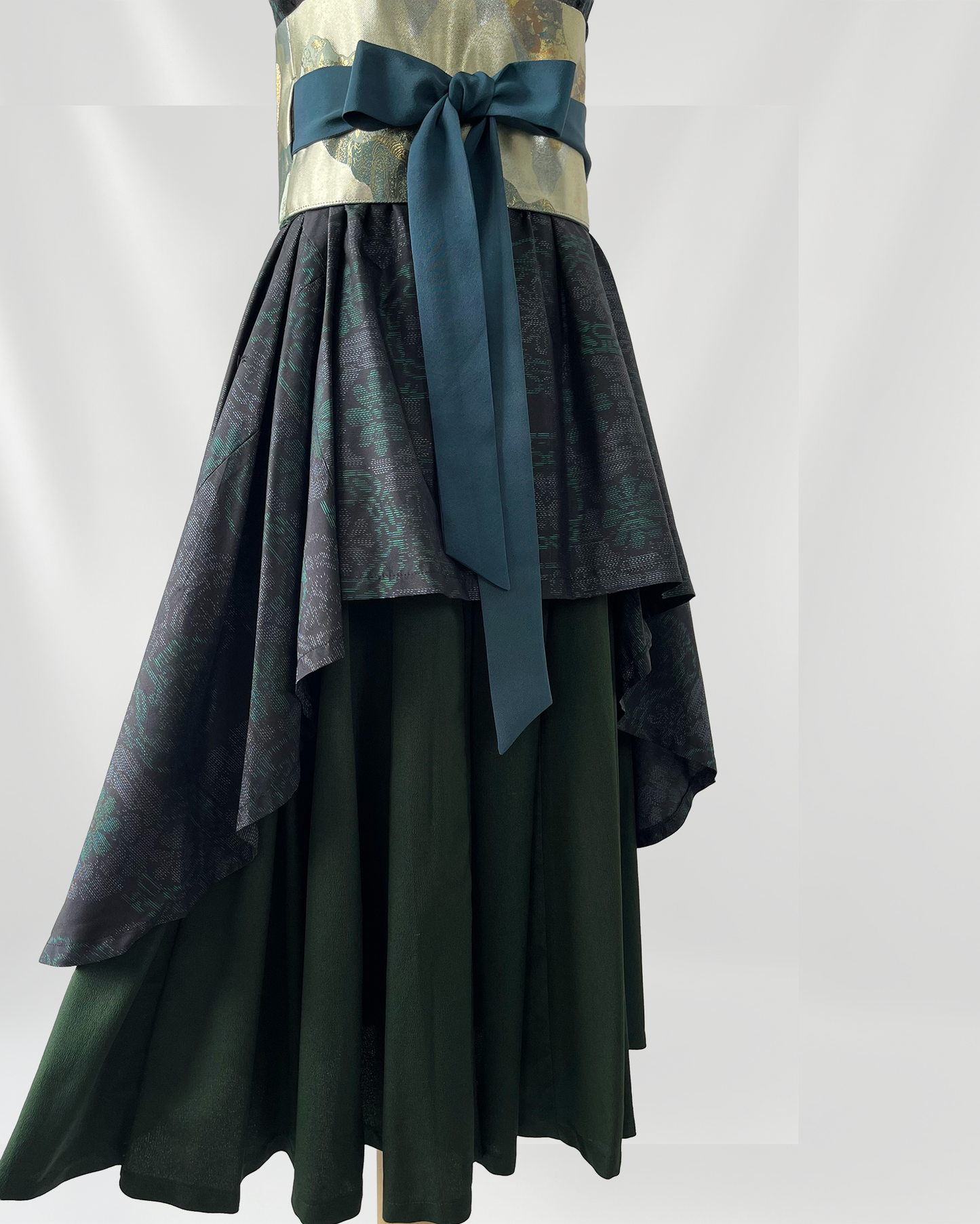 大島紬 二段フレアワンピース グリーン