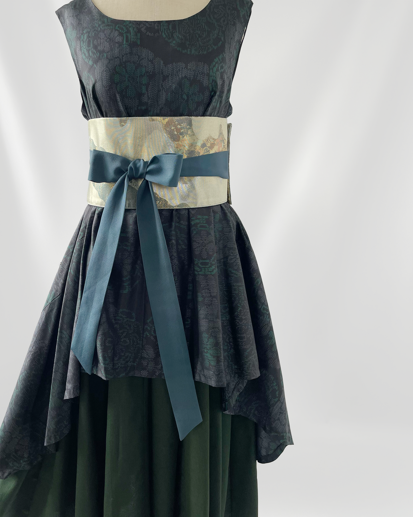 大島紬 二段フレアワンピース グリーン