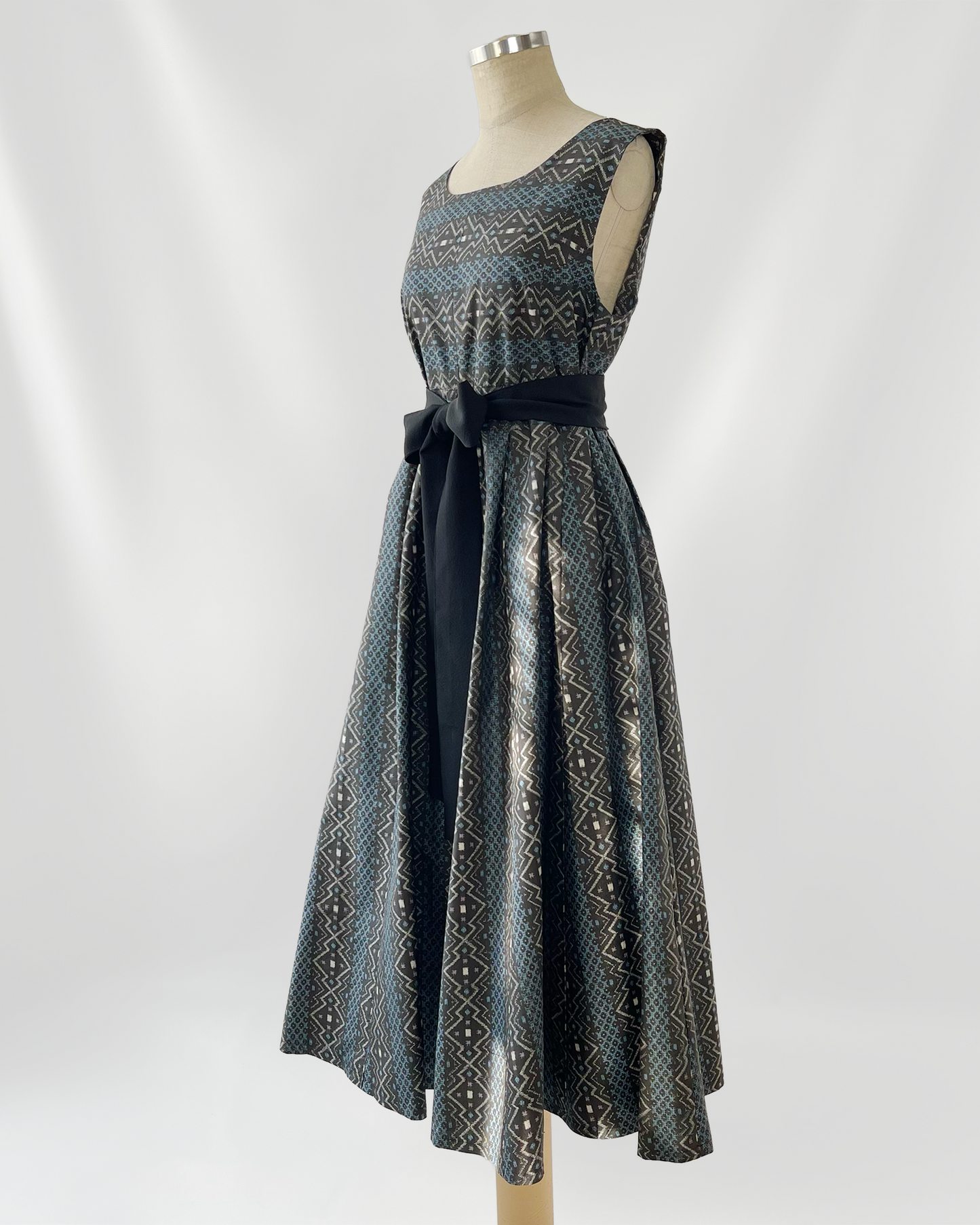 大島紬 フレアワンピース