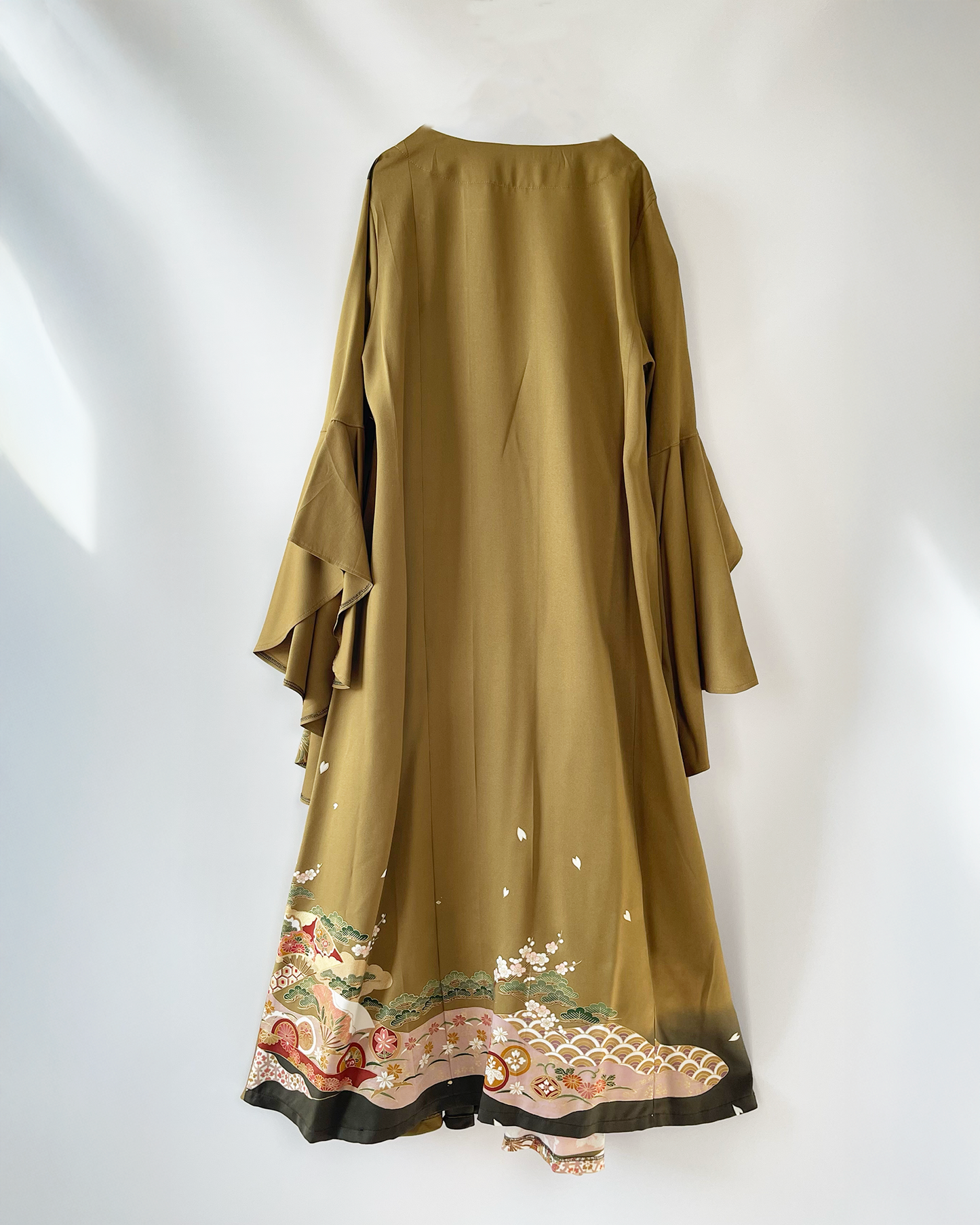 振袖ガウンドレス/優美なドレープ袖