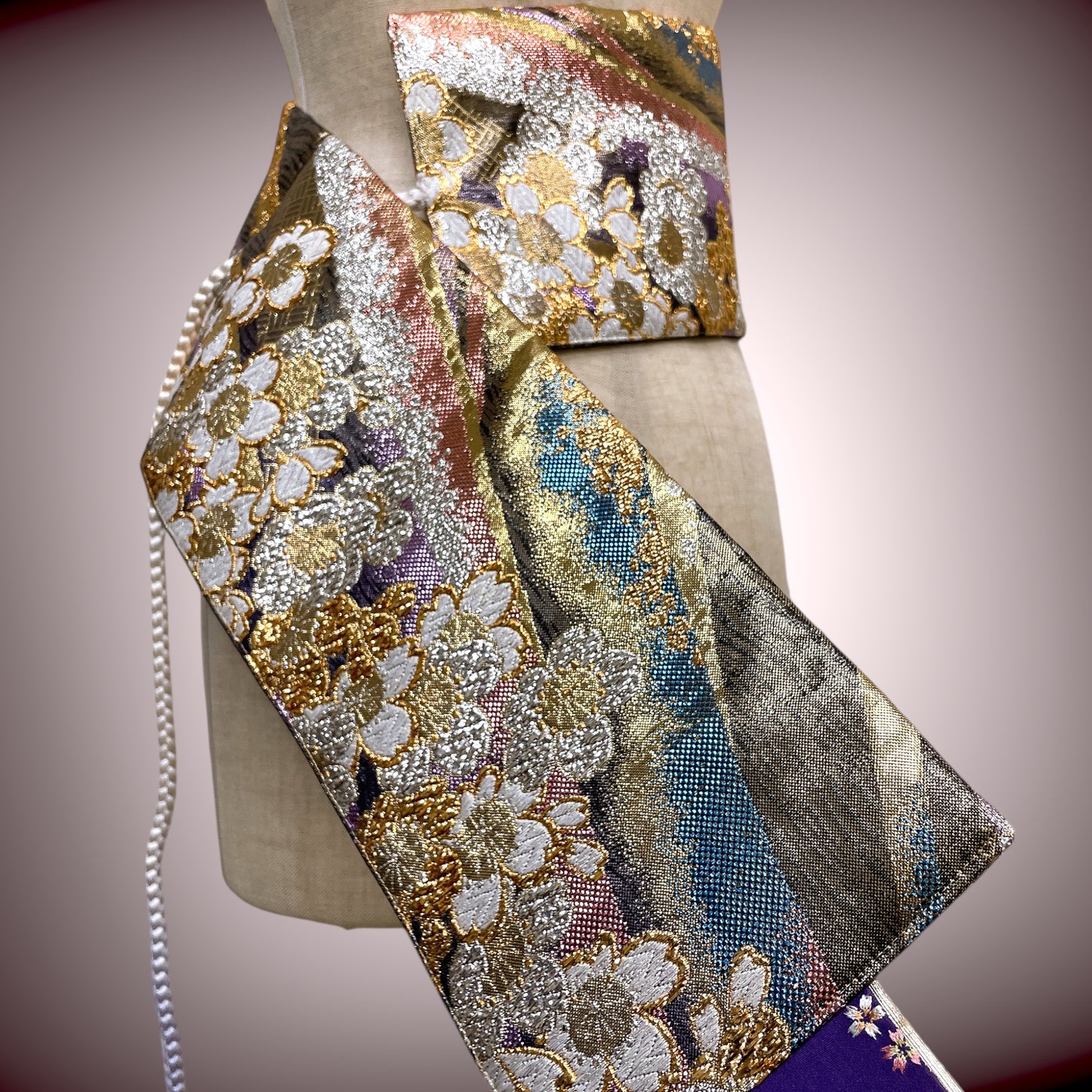 ラメ糸煌めく キラキラ刺繍帯 リバーシブル サッシュベルト ウエスト 65〜95cm  着物リメイクJ70905