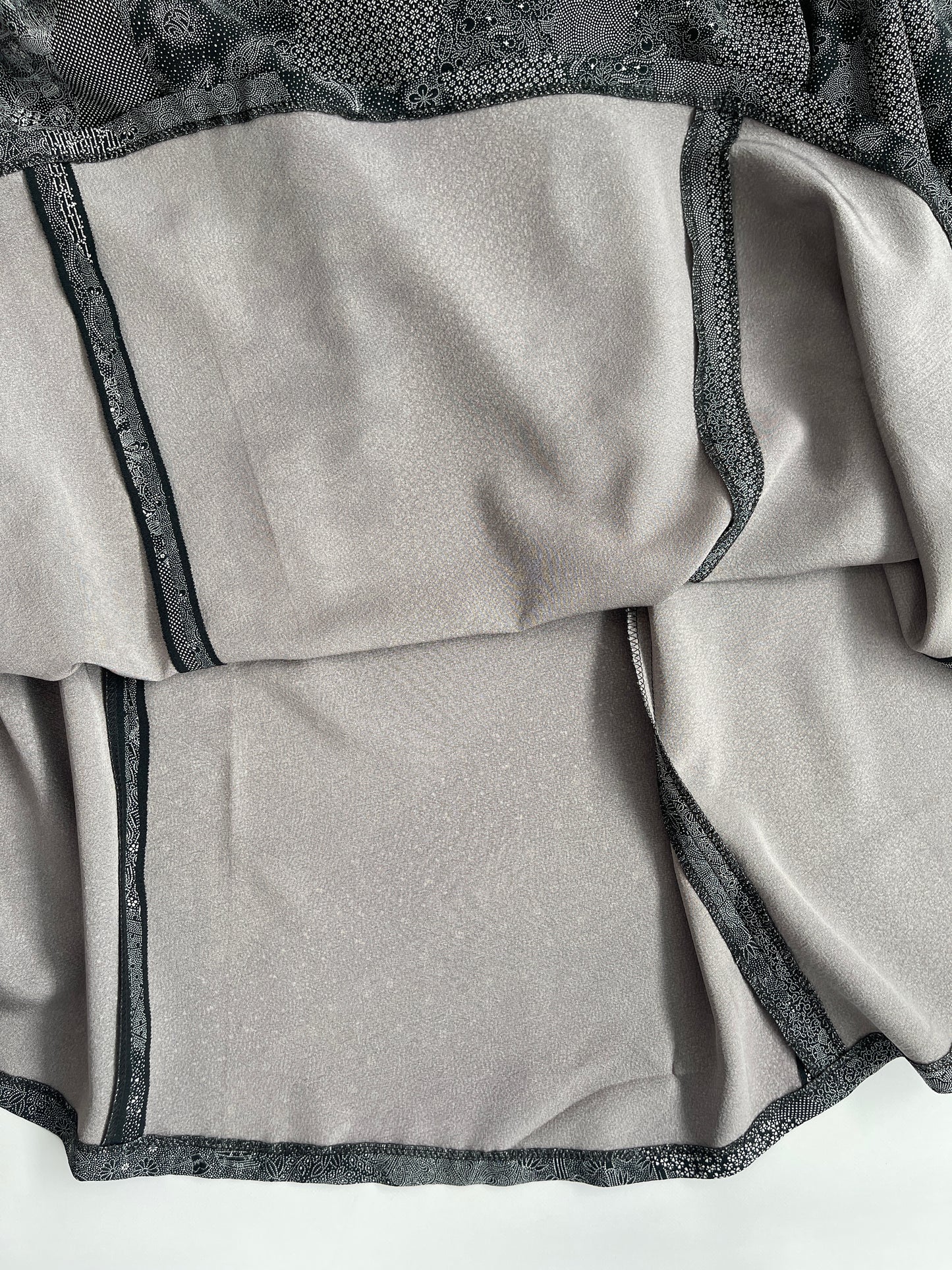 伝統工芸士 保科土山 最高級浜ちりめん1等品 プレミアムアクセントカラーワンピース | 黒×グレー