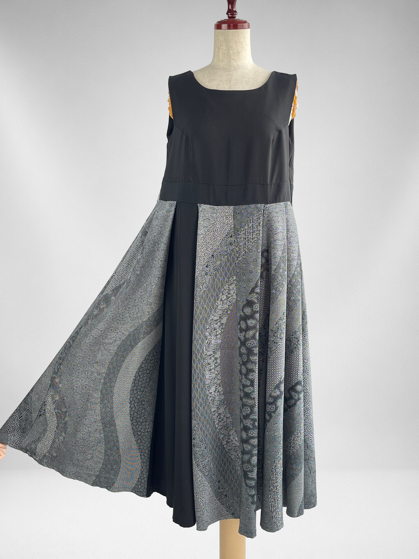 伝統工芸士 保科土山 最高級浜ちりめん1等品 プレミアムアクセントカラーワンピース | 黒×グレー