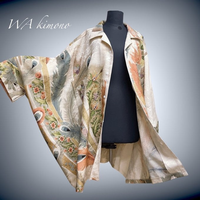 孔雀羽霞の衣 ドルマンスリーブシャツ