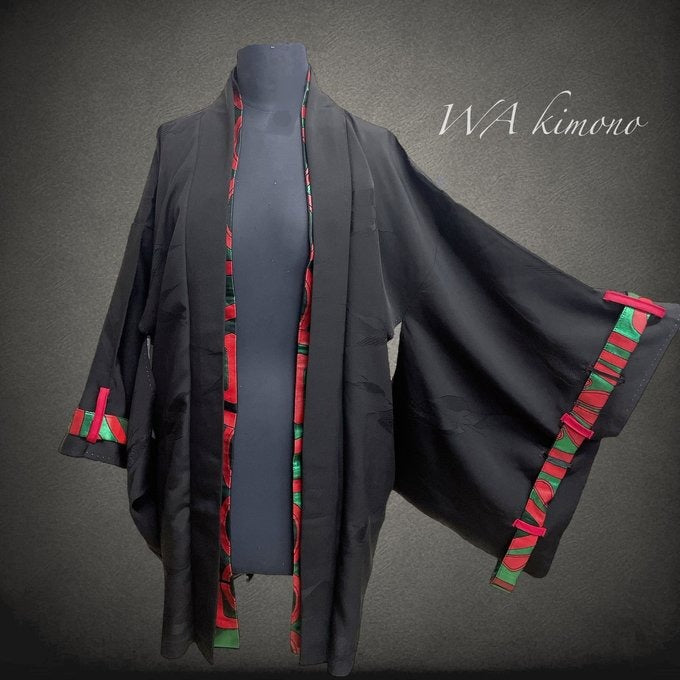 ラインが映える黒羽織