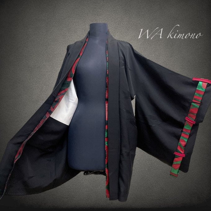 ラインが映える黒羽織